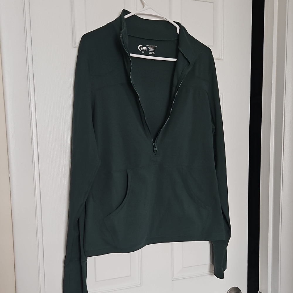ZYIA Deep Green Half-Zip Hoodie